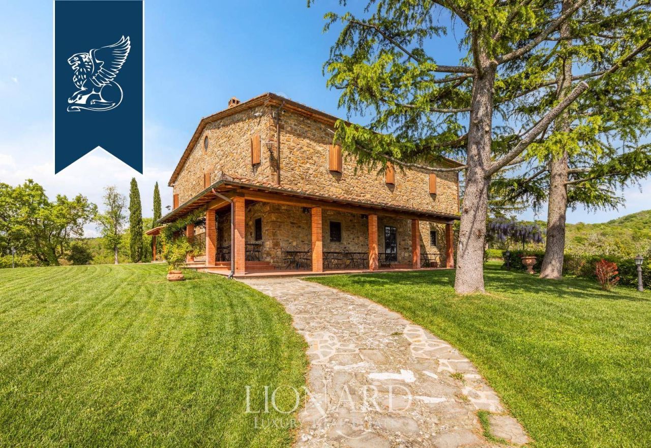 Ферма в Ареццо, Италия, 800 м² - фото 11