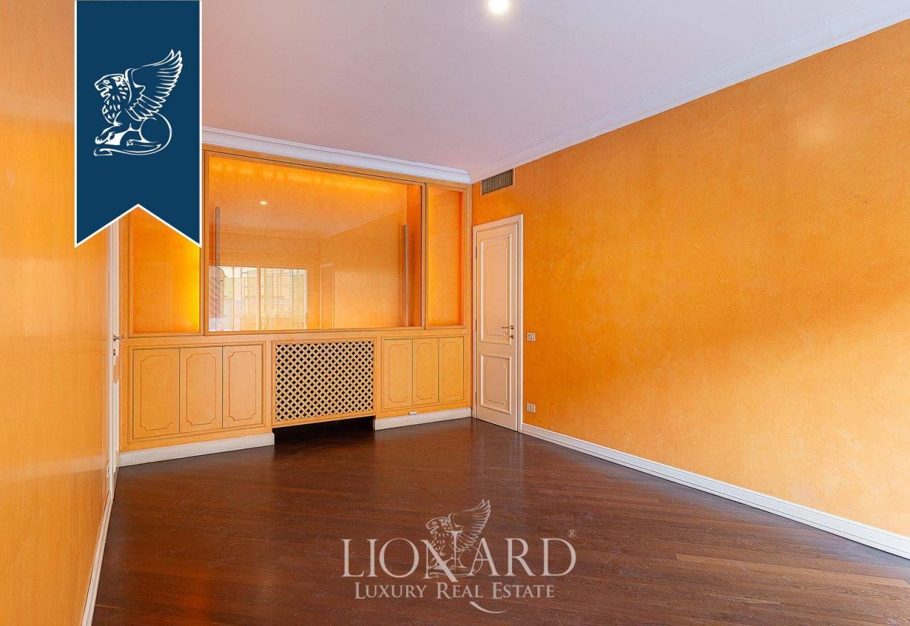 Апартаменты в Милане, Италия, 470 м² - фото 12