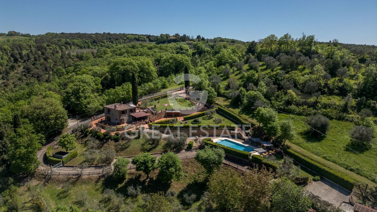 Дом в Трекуанде, Италия, 243 м² - фото 1