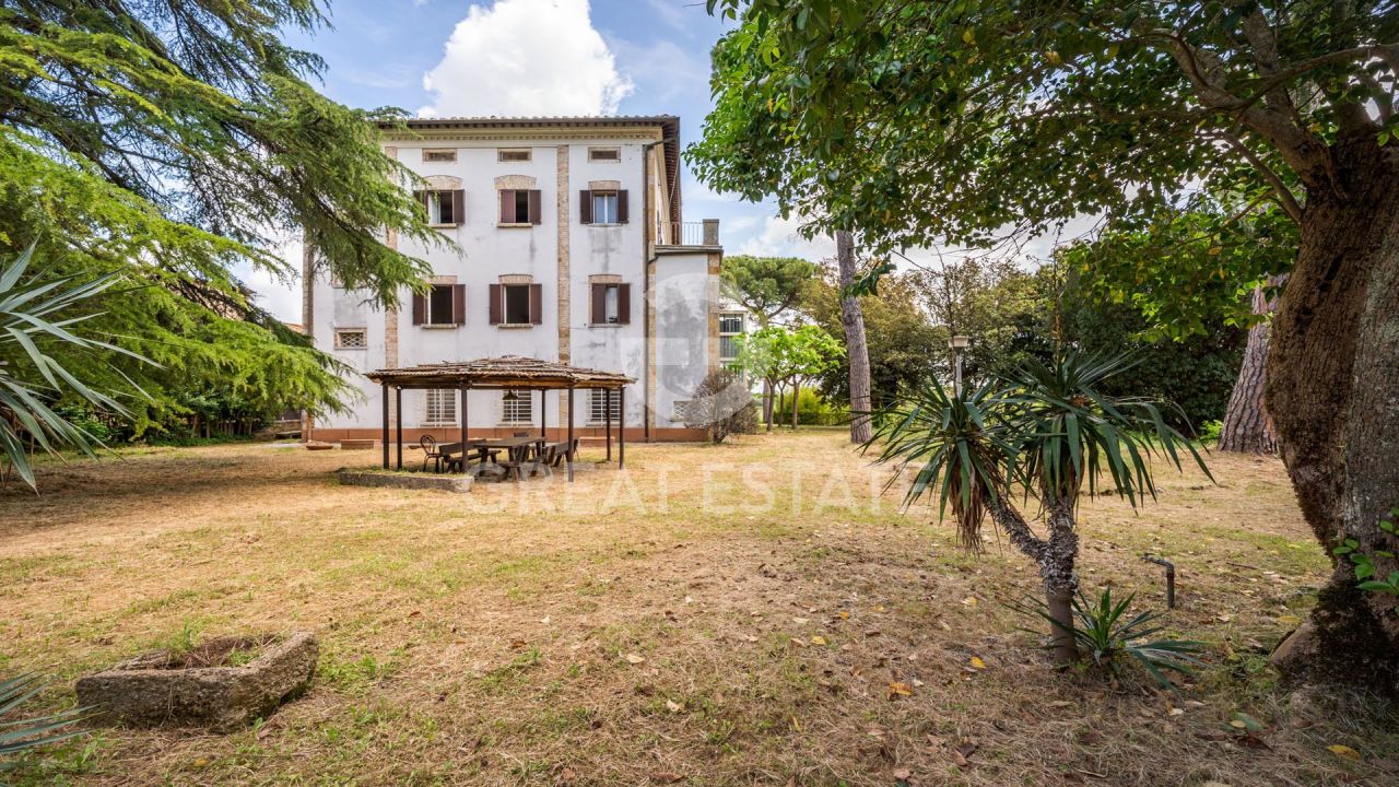 Дом в Монтепульчано, Италия, 1 725.1 м² - фото 4