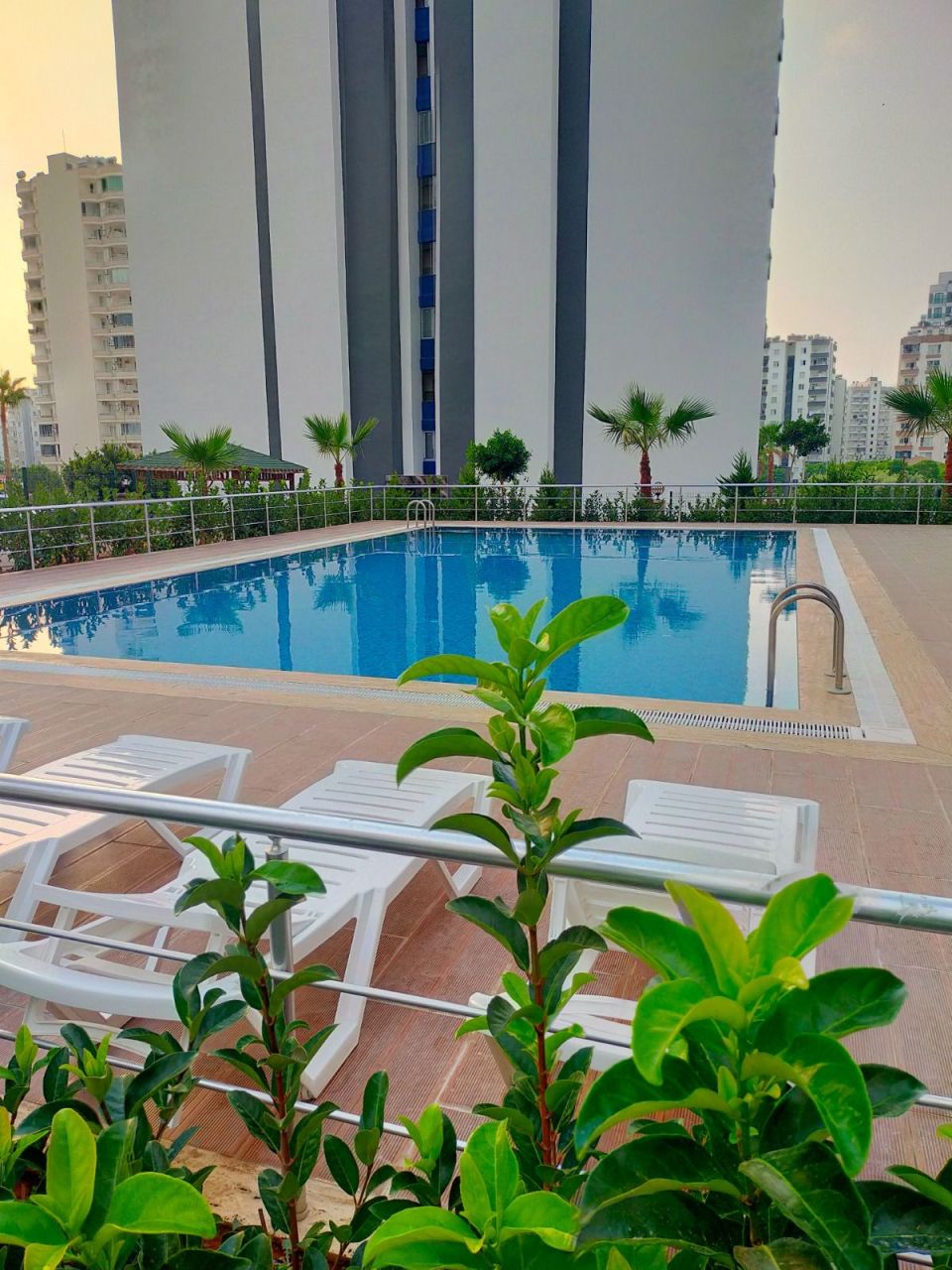 Квартира в Мерсине, Турция, 90 м² - фото 1
