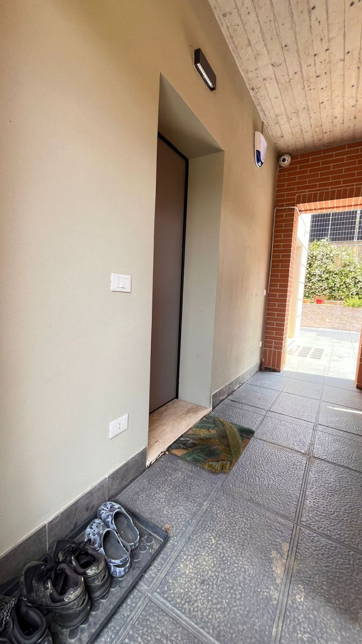 Апартаменты в провинции Монца-э-Брианца, Италия, 220 м² - фото 15