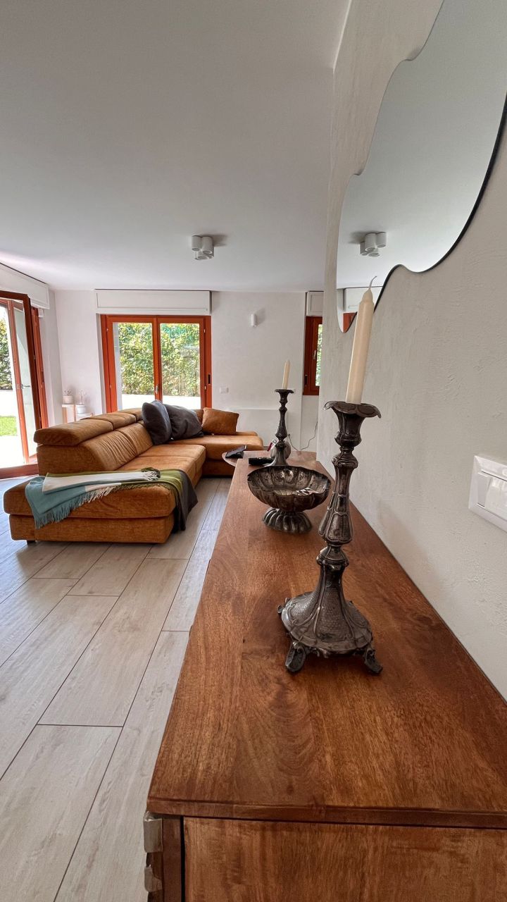 Апартаменты в провинции Монца-э-Брианца, Италия, 220 м² - фото 7