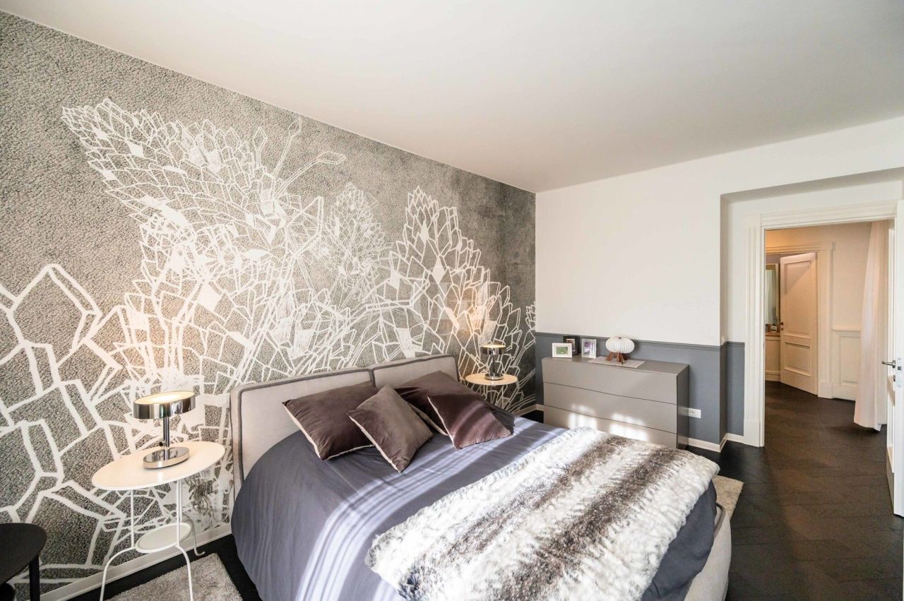 Вилла у озера Изео, Италия, 270 м² - фото 15