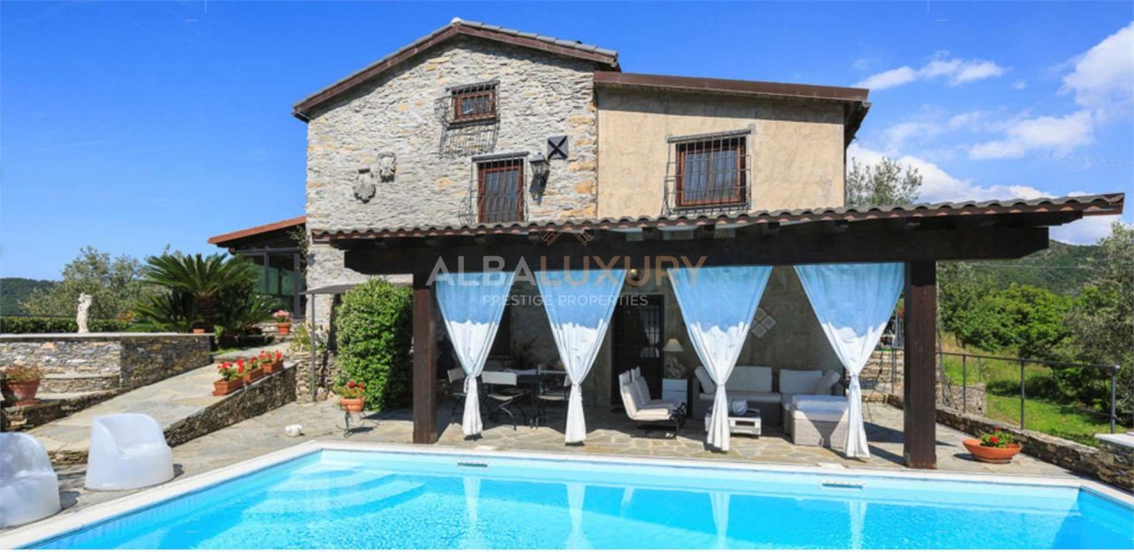 Вилла via g. govi, Италия, 300 м² - фото 1