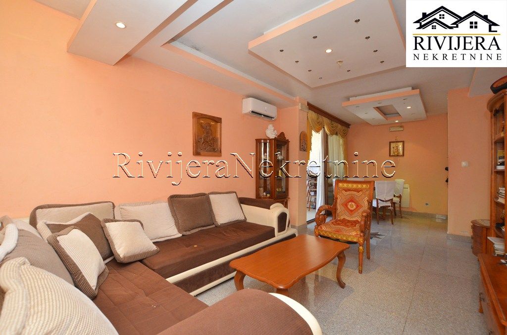 Квартира в Херцег-Нови, Черногория, 77 м² - фото 5