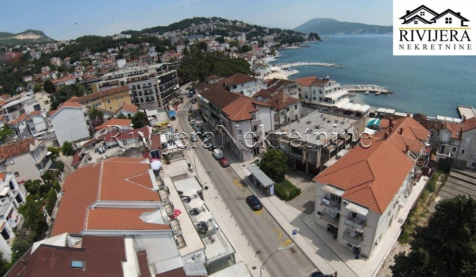 Квартира в Херцег-Нови, Черногория, 77 м² - фото 1