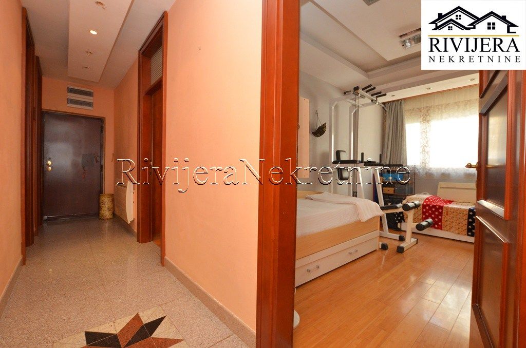 Квартира в Херцег-Нови, Черногория, 77 м² - фото 10