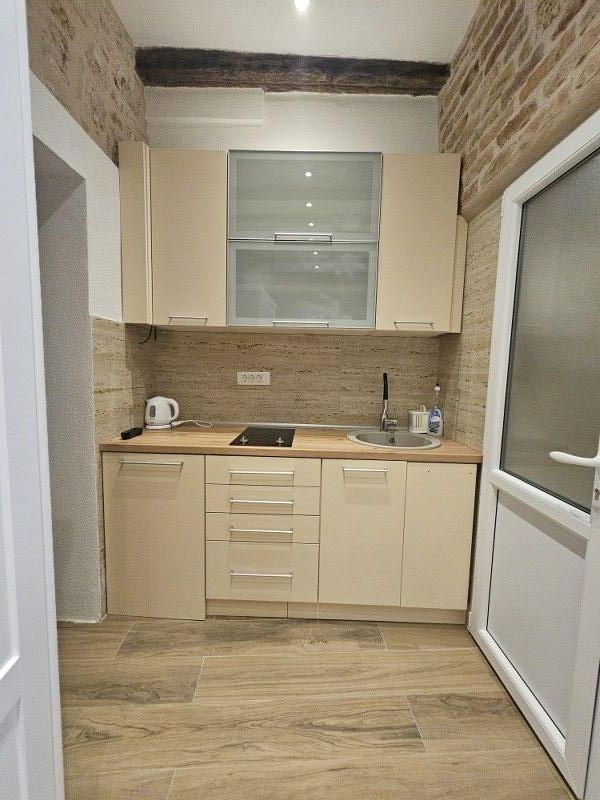 Квартира в Которе, Черногория, 16 м² - фото 7