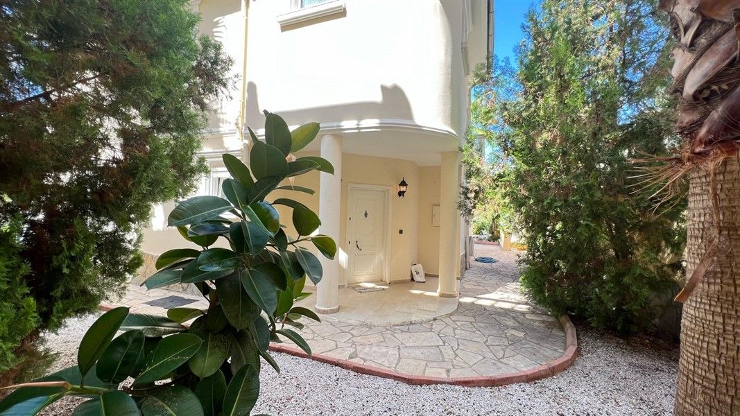 Вилла в Алании, Турция, 250 м² - фото 3