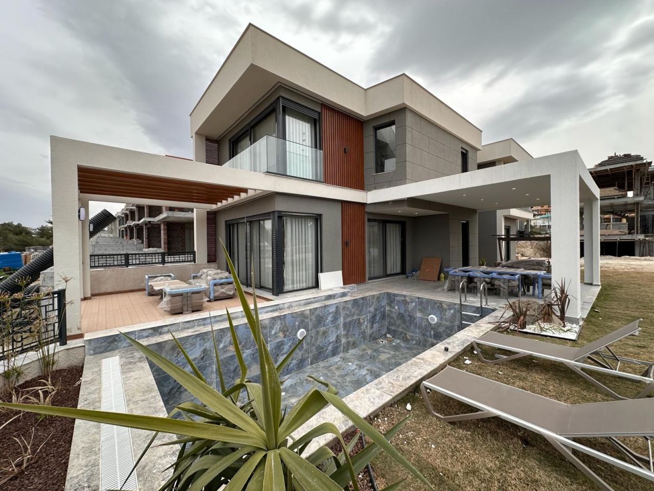 Вилла в Кушадасы, Турция, 300 м² - фото 1