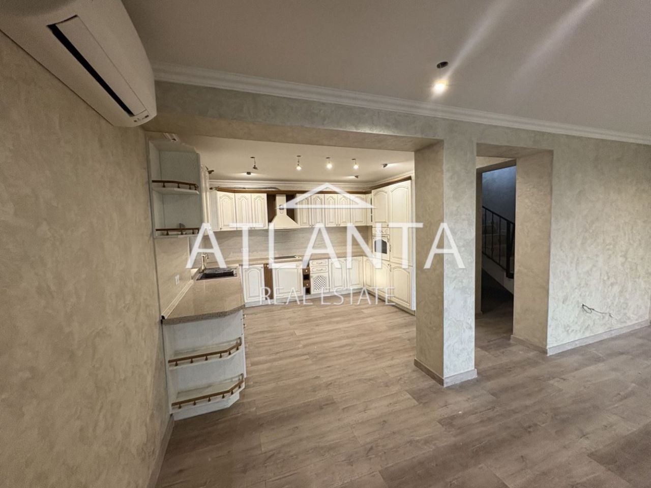 Дом в Варне, Болгария, 270 м² - фото 6