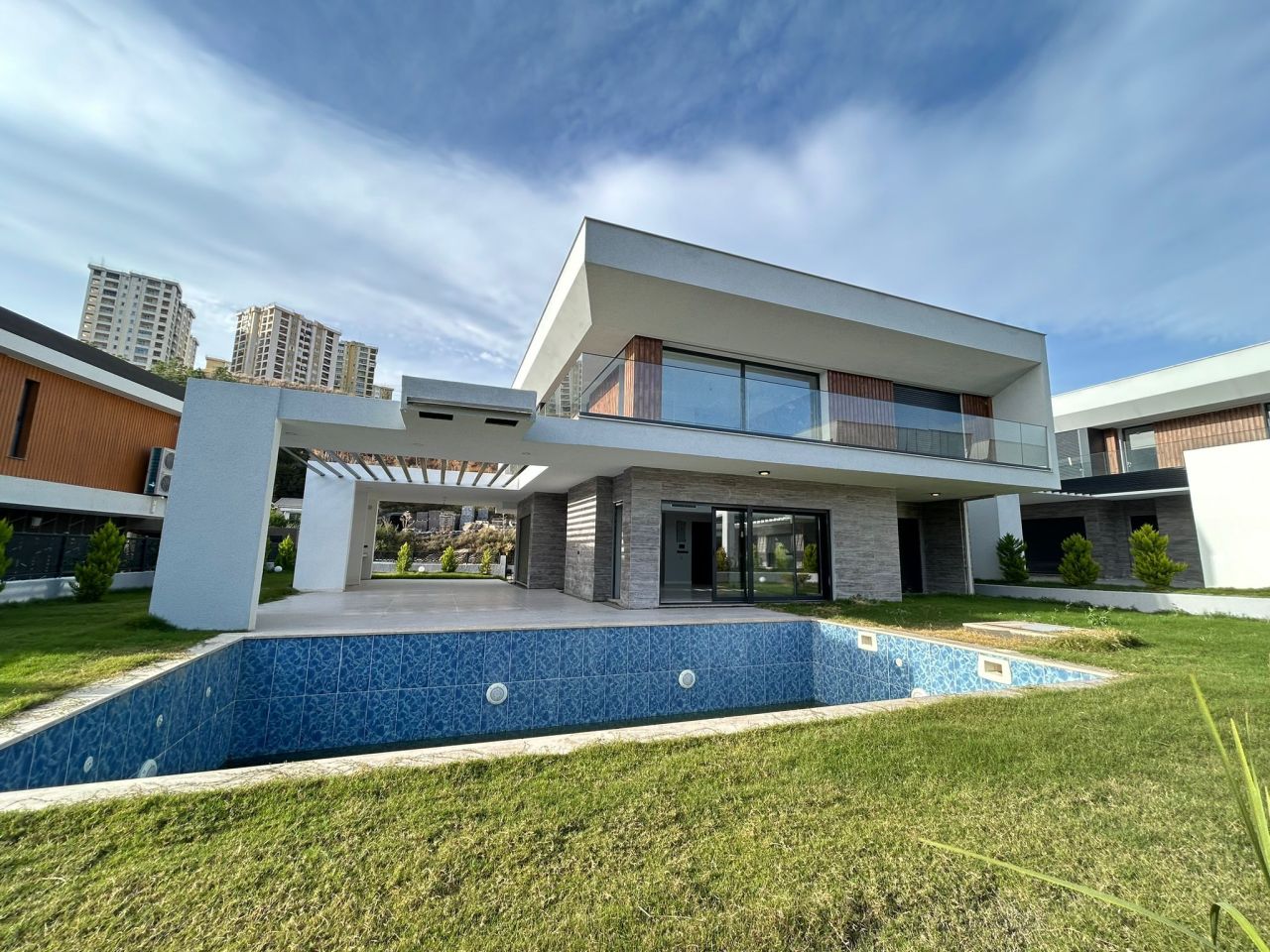 Вилла в Кушадасы, Турция, 280 м² - фото 1