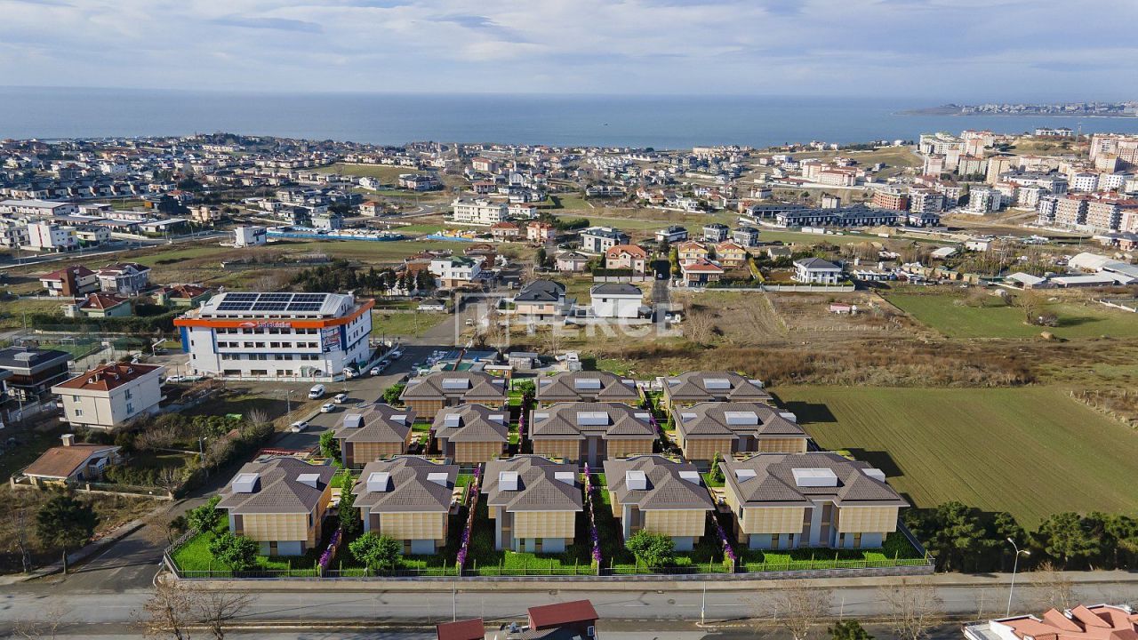 Вилла в Бейликдюзю, Турция, 290 м² - фото 6