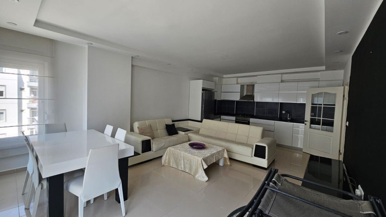 Квартира в Анталии, Турция, 90 м² - фото 1
