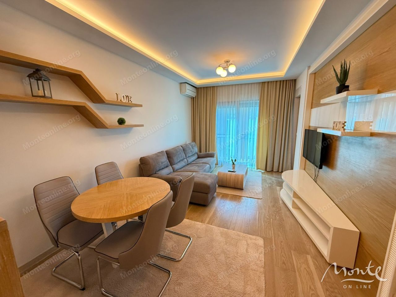 Квартира в Будве, Черногория, 44 м² - фото 1