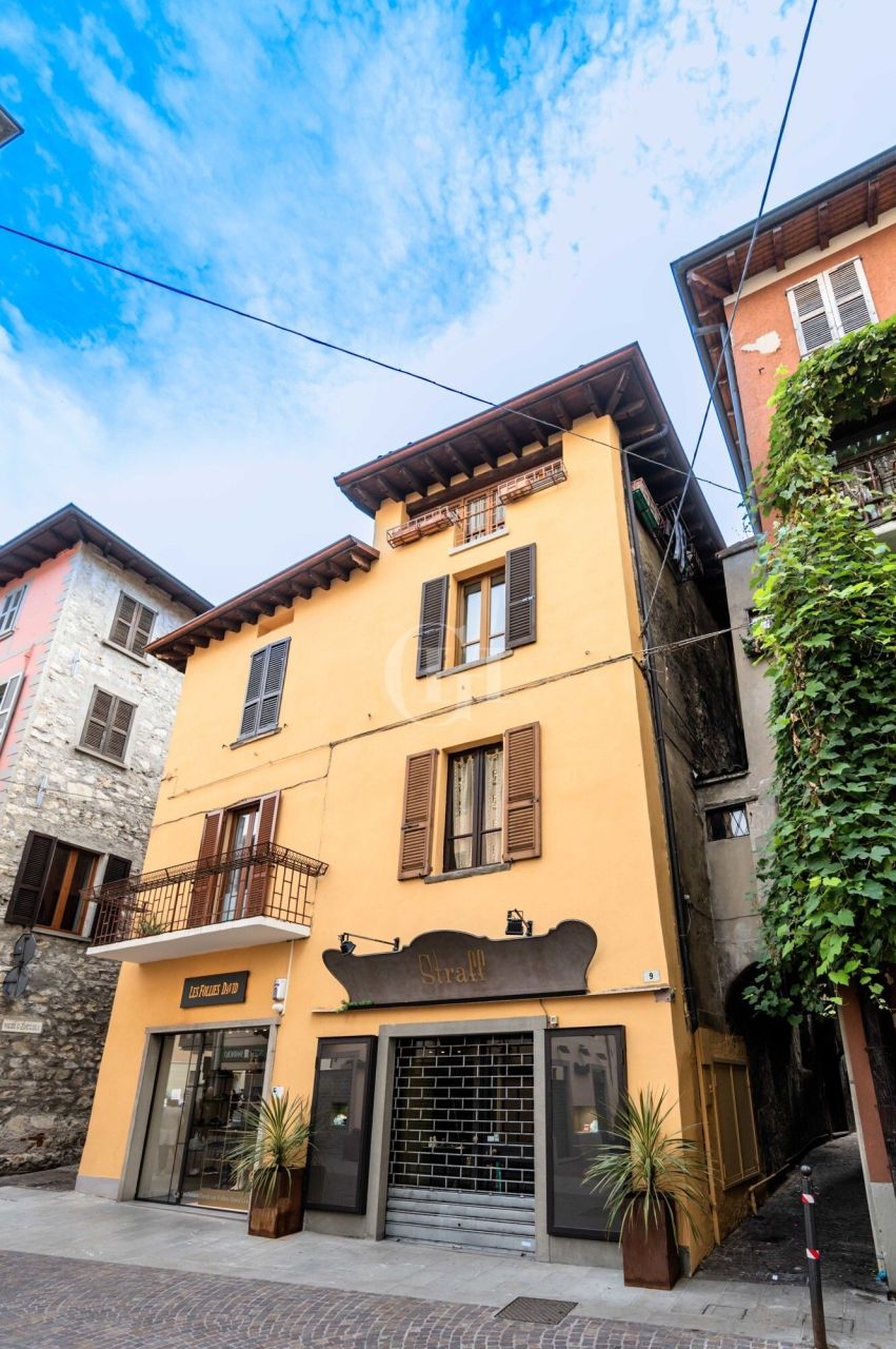 Доходный дом у озера Изео, Италия, 600 м² - фото 3