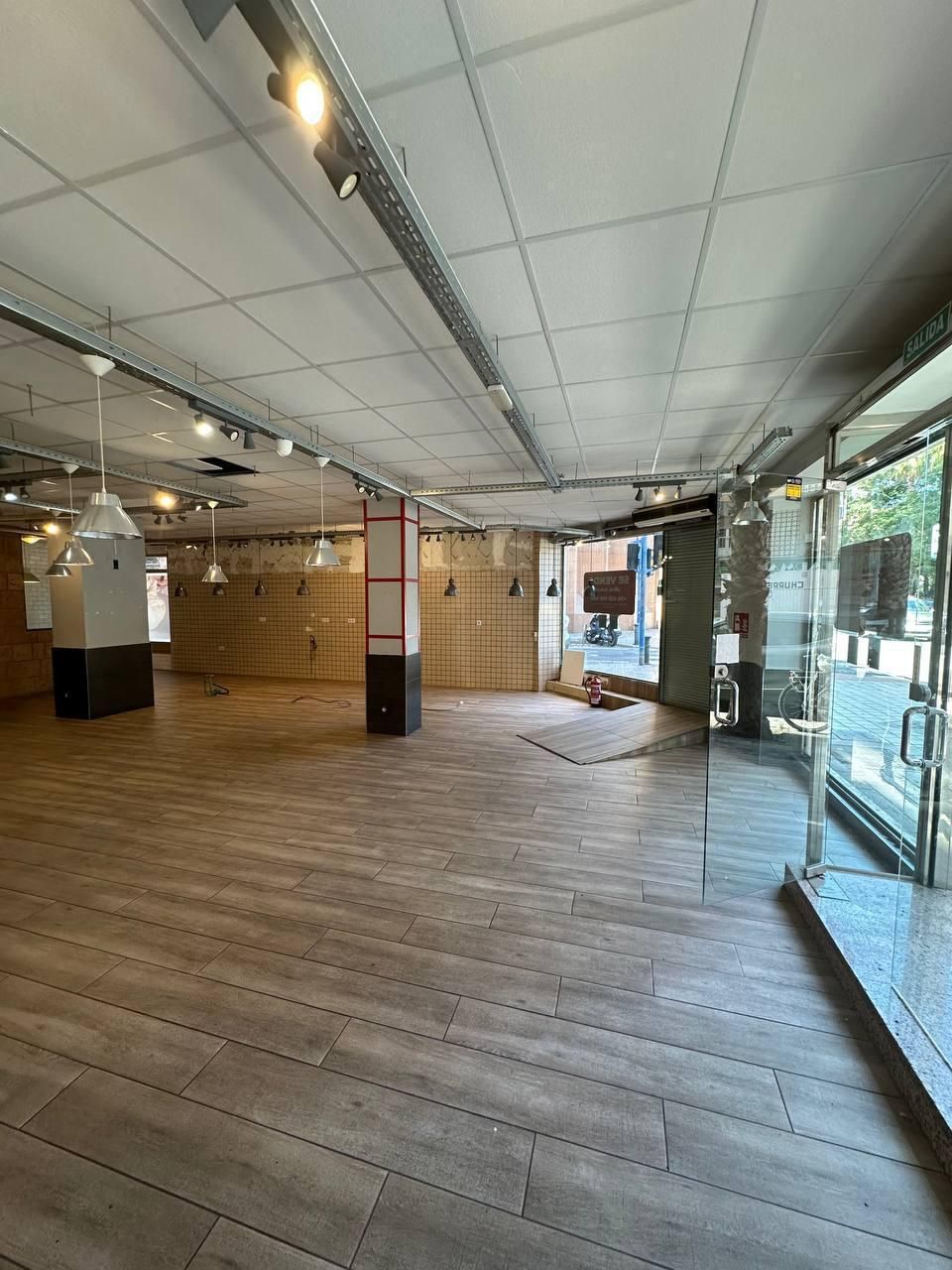 Коммерческая недвижимость на Коста-Бланка, Испания, 246 м² - фото 1