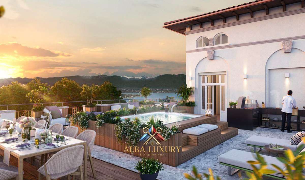 Апартаменты в Дезенцано-дель-Гарда, Италия, 430 м² - фото 1