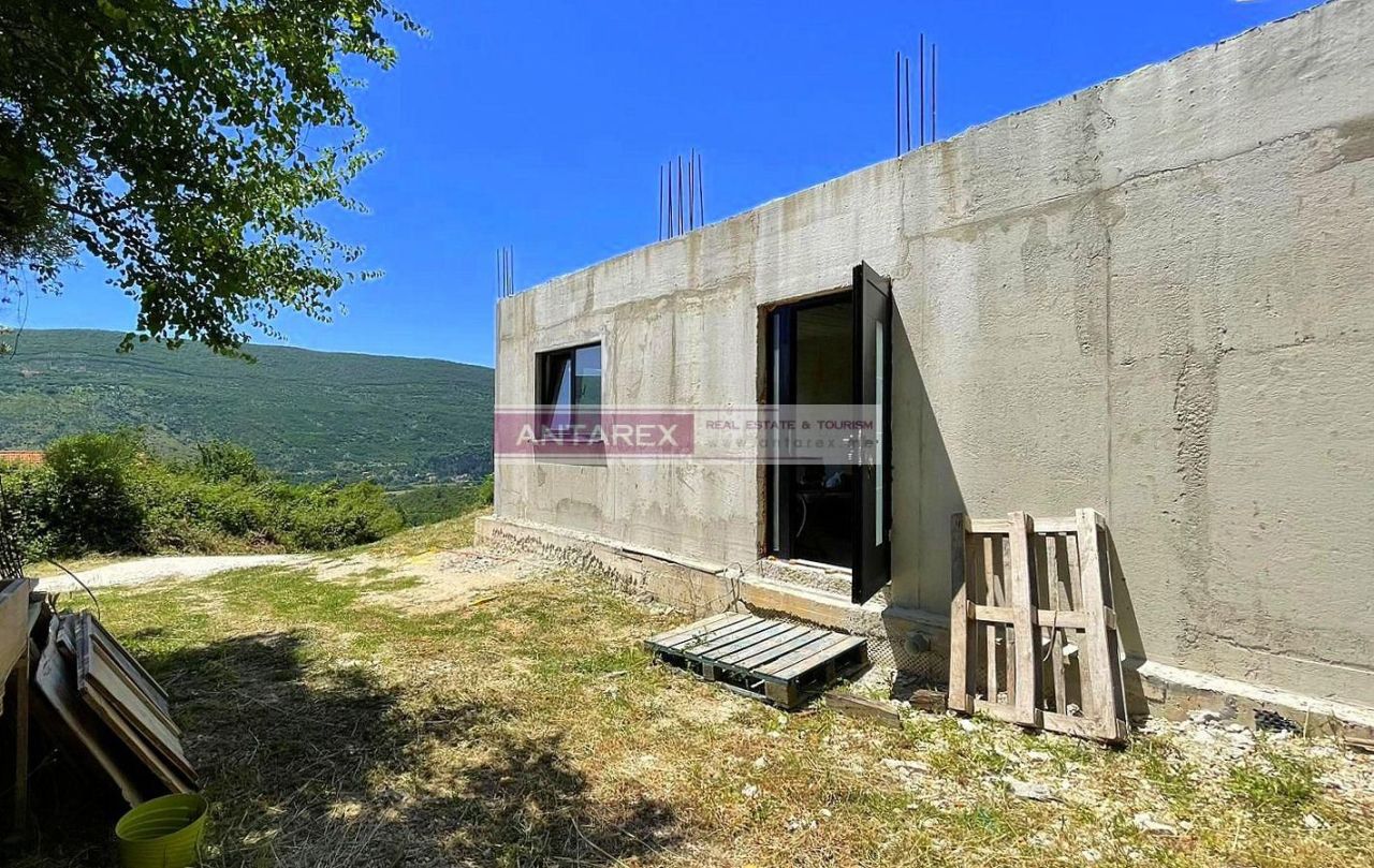 Вилла в Херцег-Нови, Черногория, 90 м² - фото 3