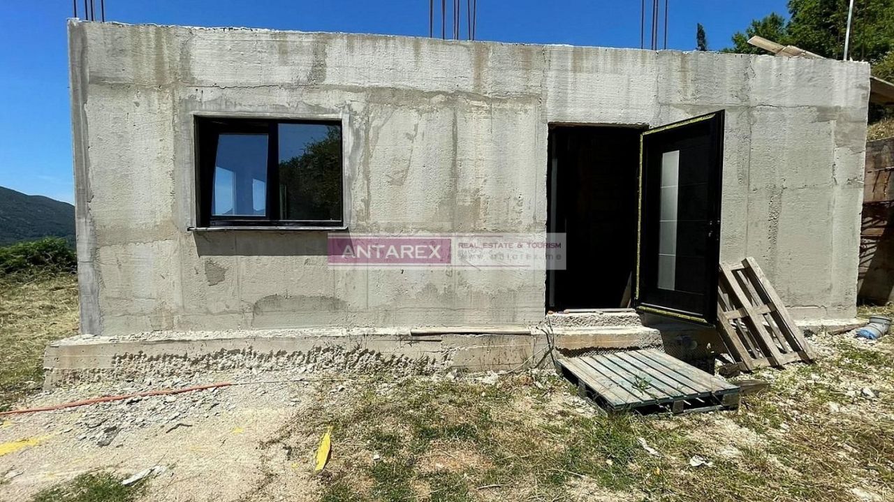 Вилла в Херцег-Нови, Черногория, 90 м² - фото 9