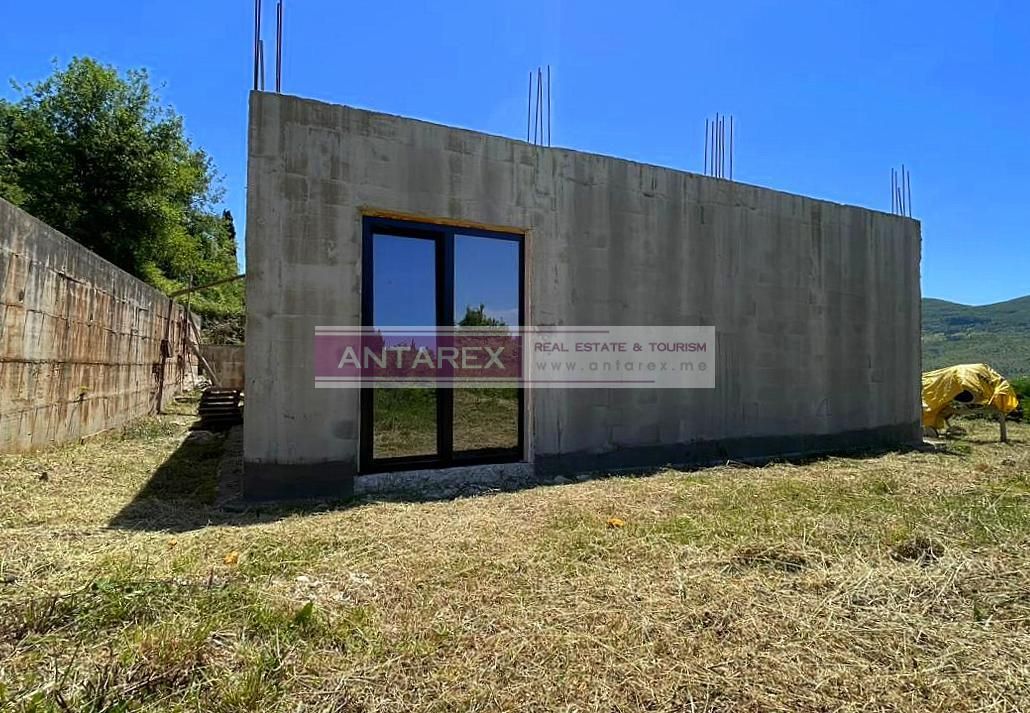 Вилла в Херцег-Нови, Черногория, 90 м² - фото 11