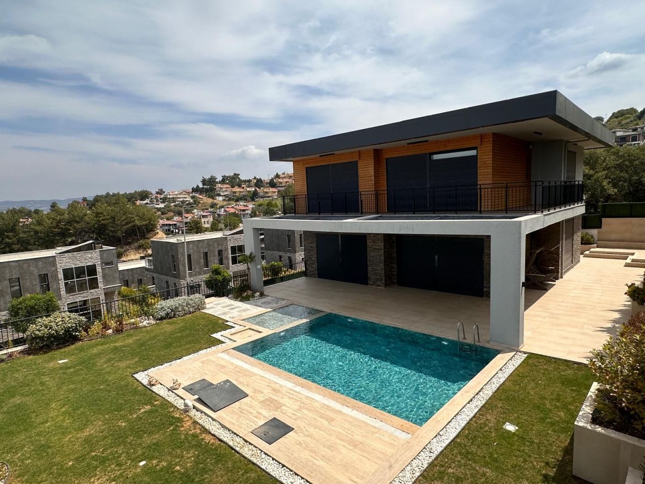 Вилла в Кушадасы, Турция, 524 м² - фото 1