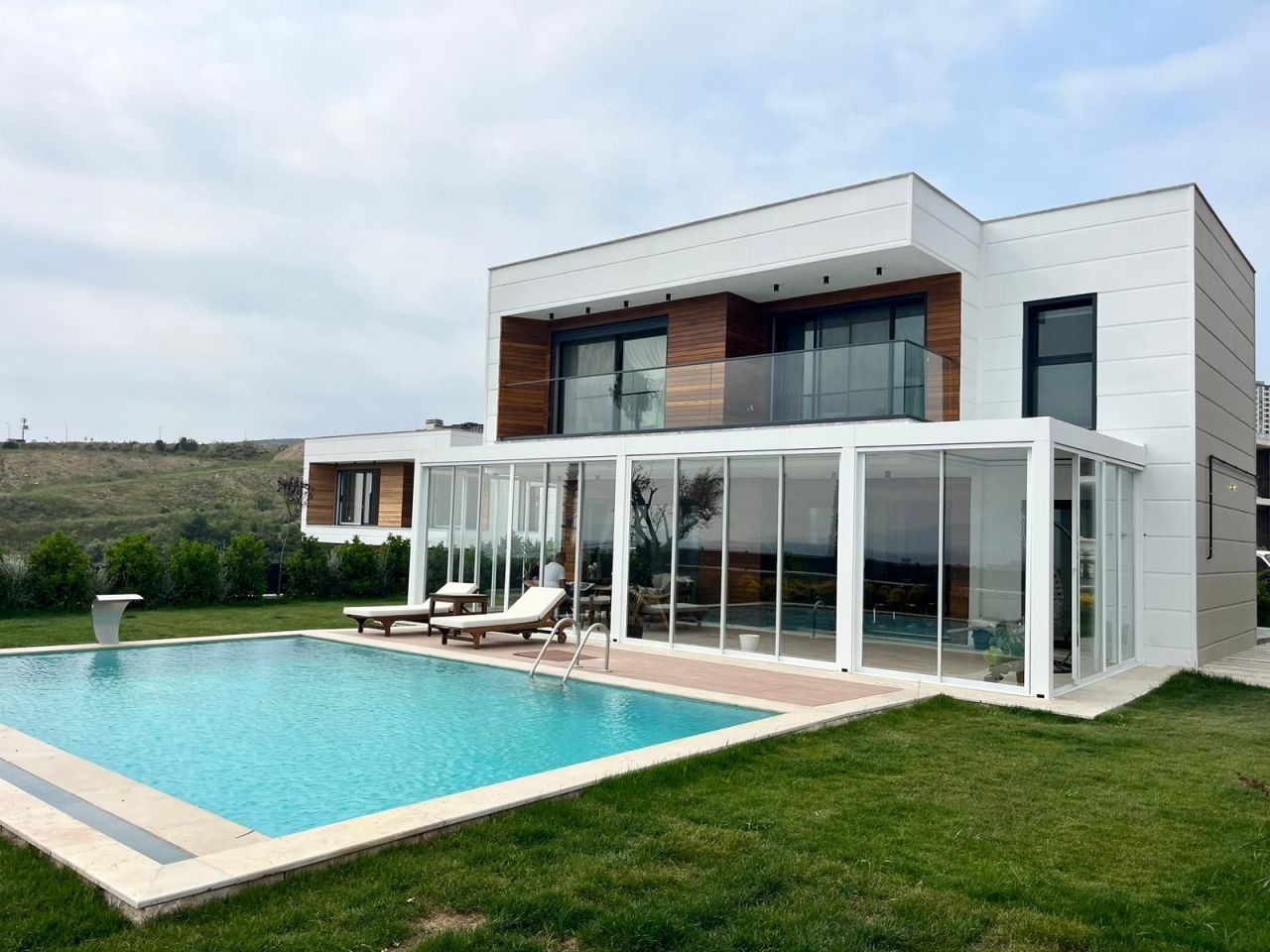 Вилла в Кушадасы, Турция, 252 м² - фото 1