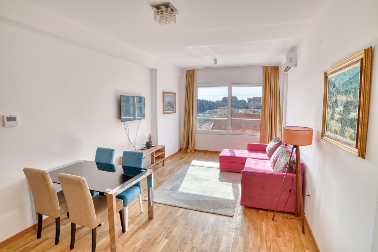Апартаменты в Бечичи, Черногория, 102 м² - фото 1