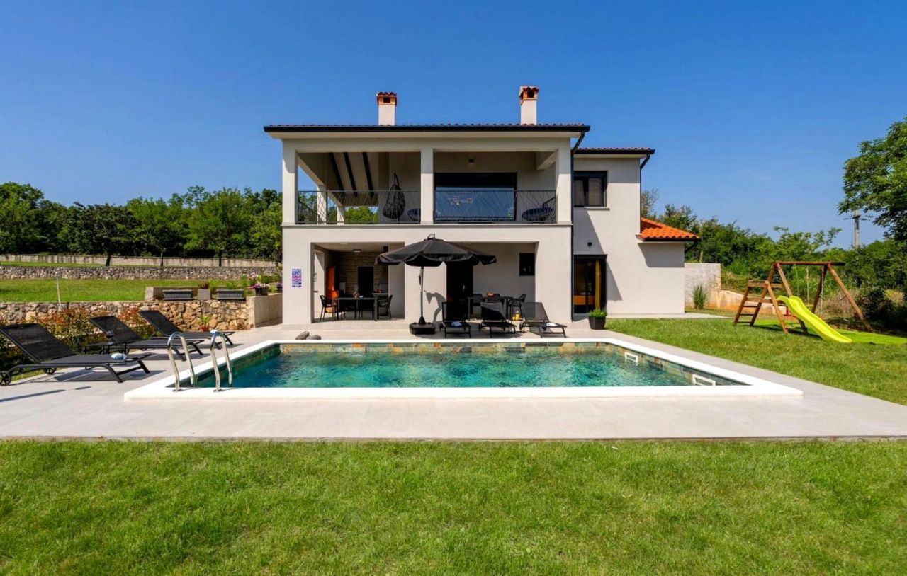 Вилла в Лабине, Хорватия, 167 м² - фото 1