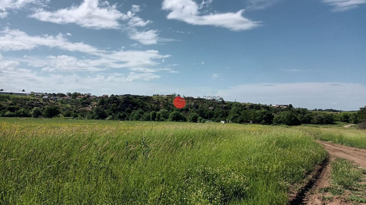 Земля в Маринке, Болгария, 9 406 м² - фото 2