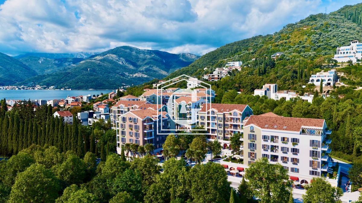 Апартаменты в Тивате, Черногория, 51 м² - фото 14