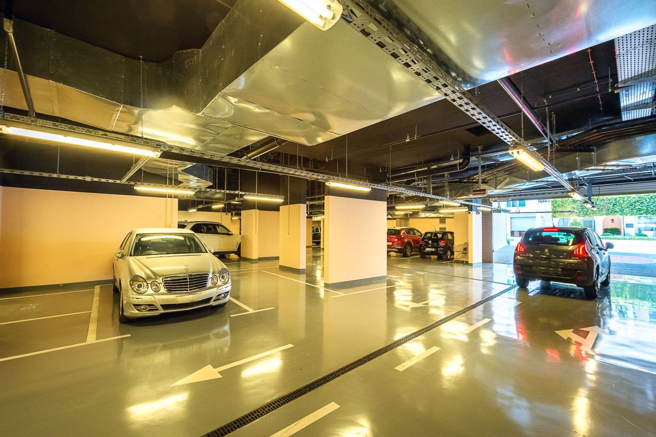 Квартира в Тивате, Черногория, 115 м² - фото 16