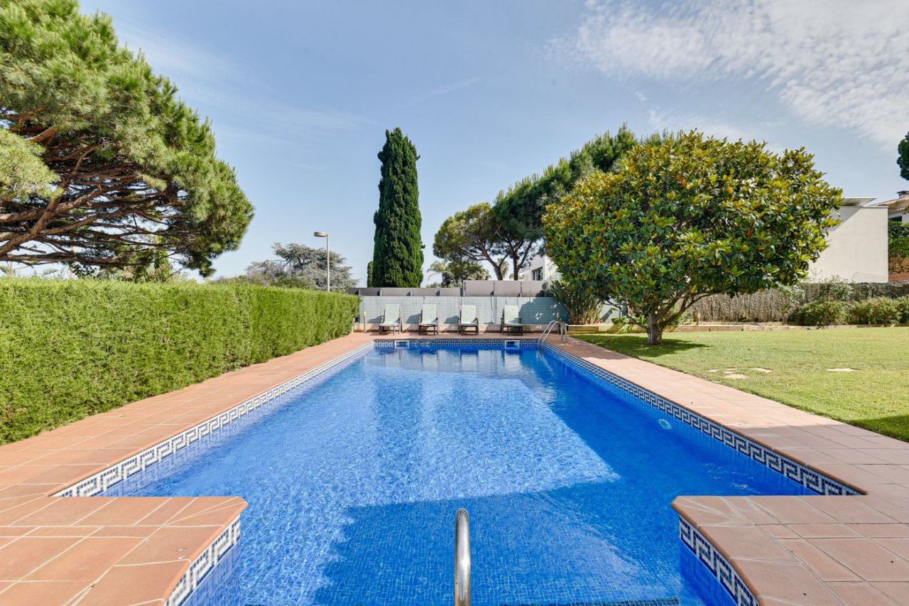 Дом на Коста-Брава, Испания, 397 м² - фото 2