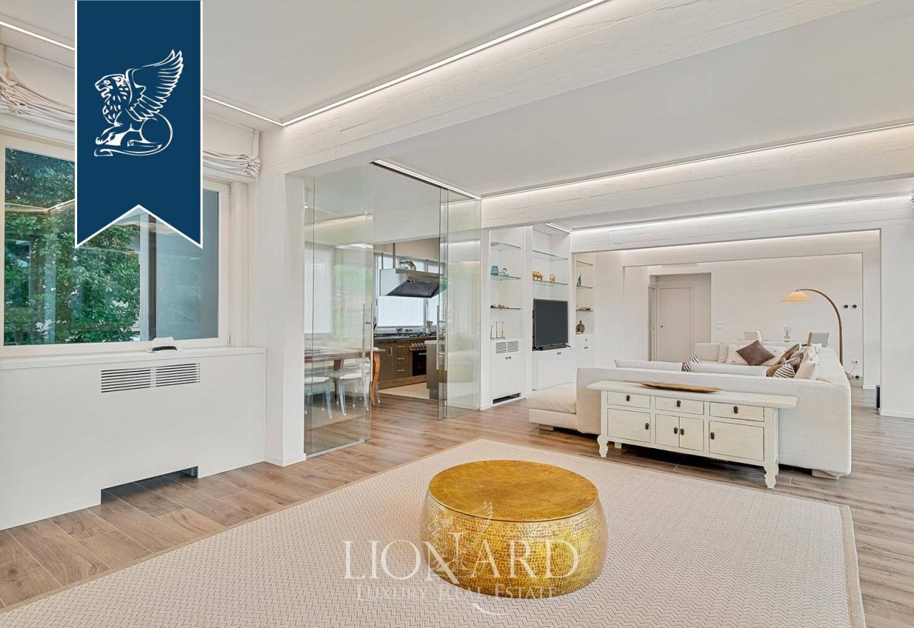 Вилла в Пьетрасанте, Италия, 640 м² - фото 7