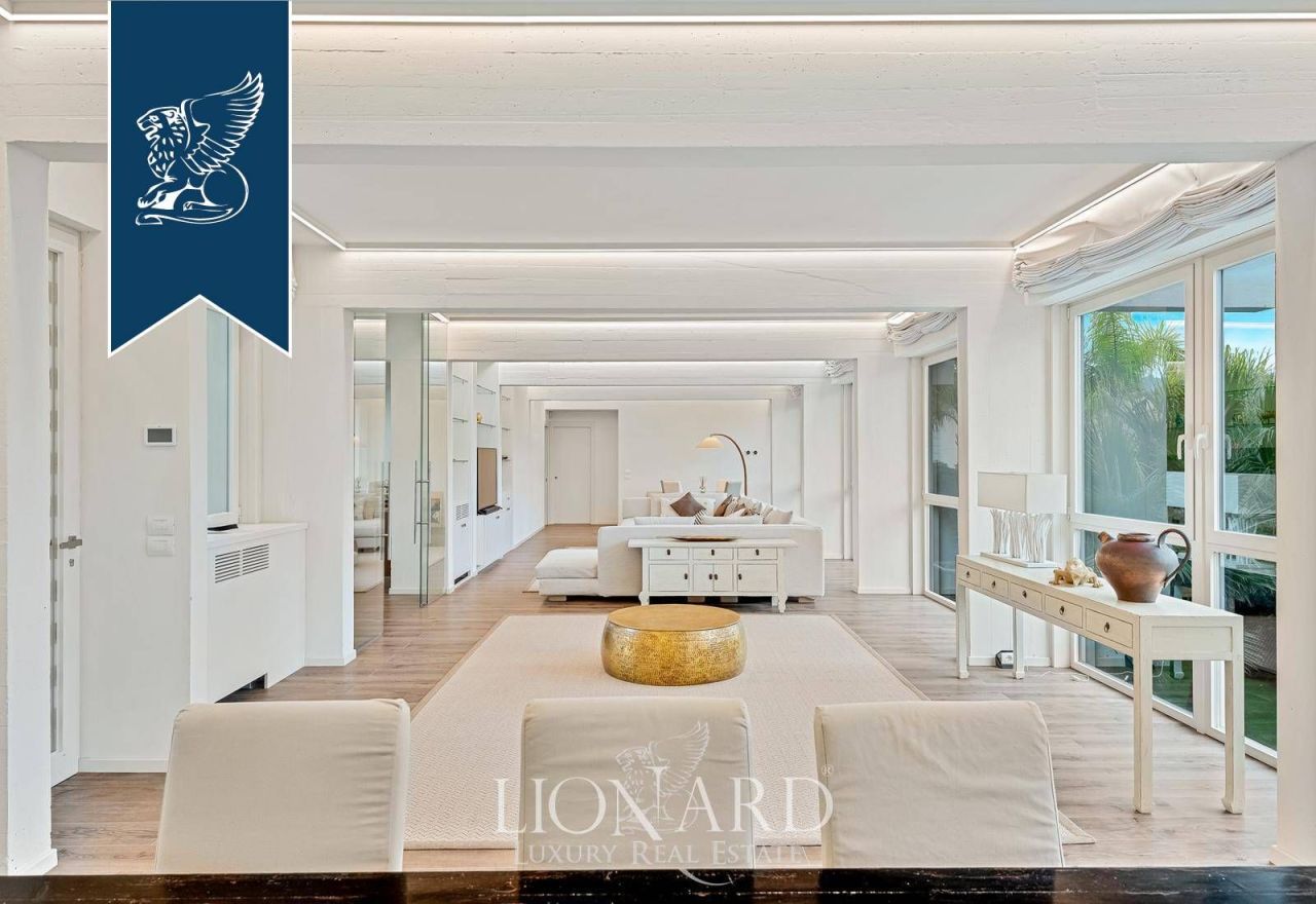 Вилла в Пьетрасанте, Италия, 640 м² - фото 9