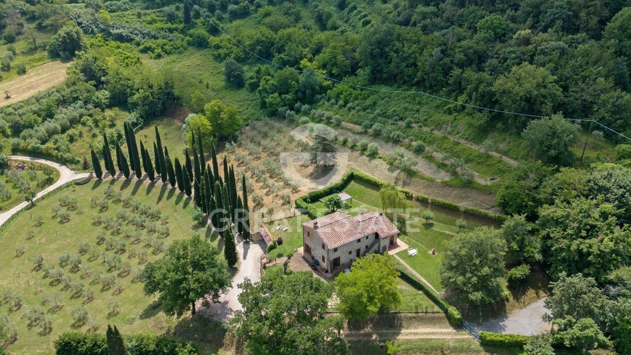 Дом в Кьюси, Италия, 275.9 м² - фото 9