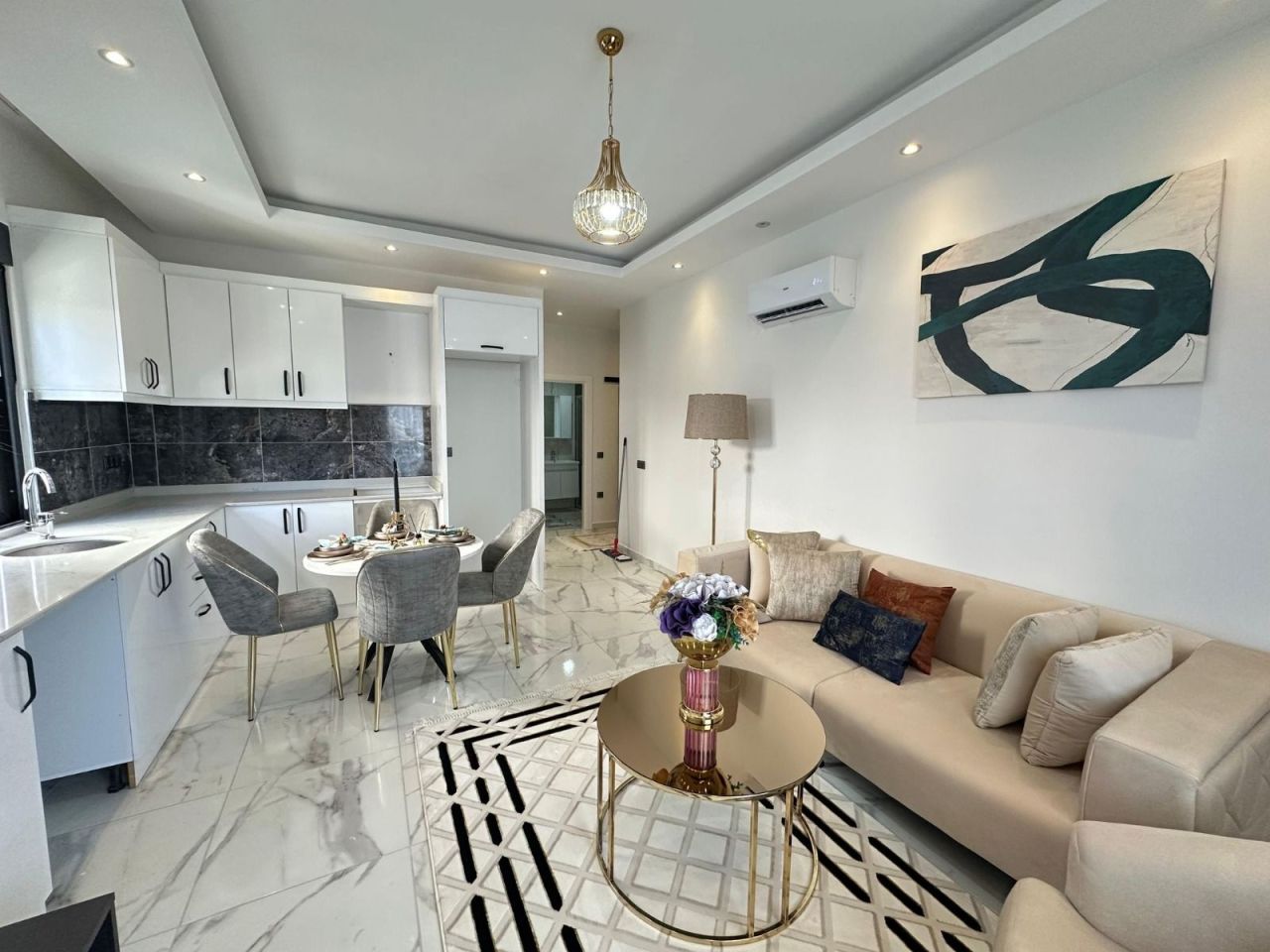 Квартира в Алании, Турция, 55 м² - фото 1