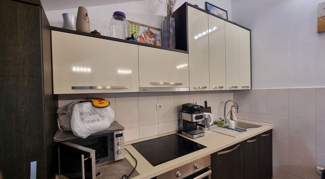 Квартира в Тивате, Черногория, 99 м² - фото 5