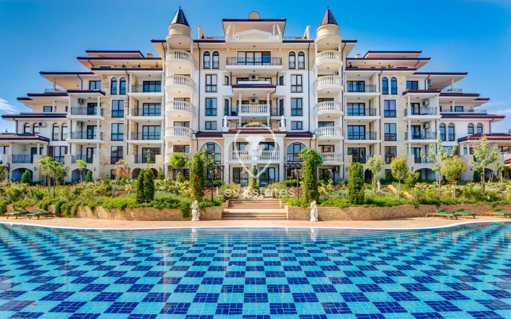 Квартира в Несебре, Болгария, 119 м² - фото 1