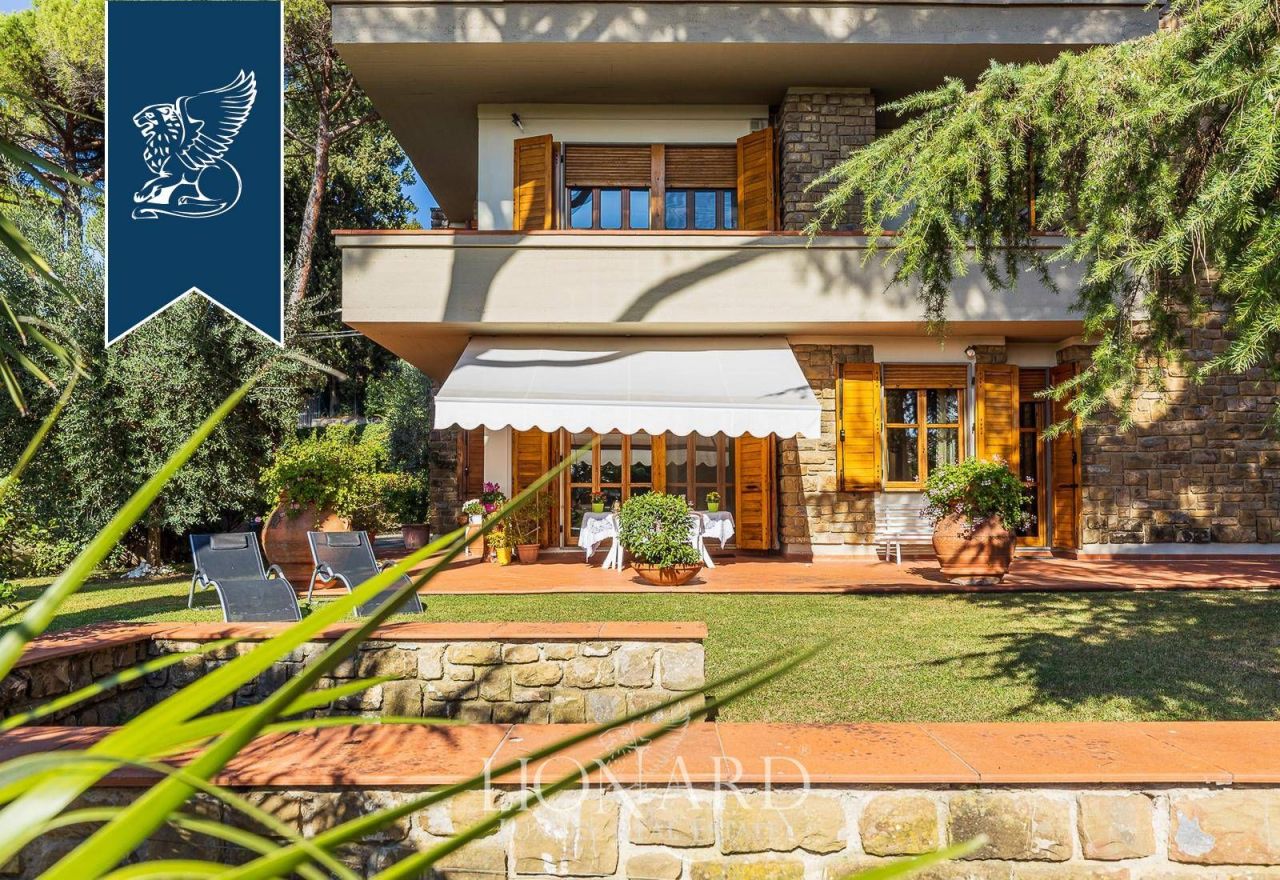 Вилла во Флоренции, Италия, 550 м² - фото 4