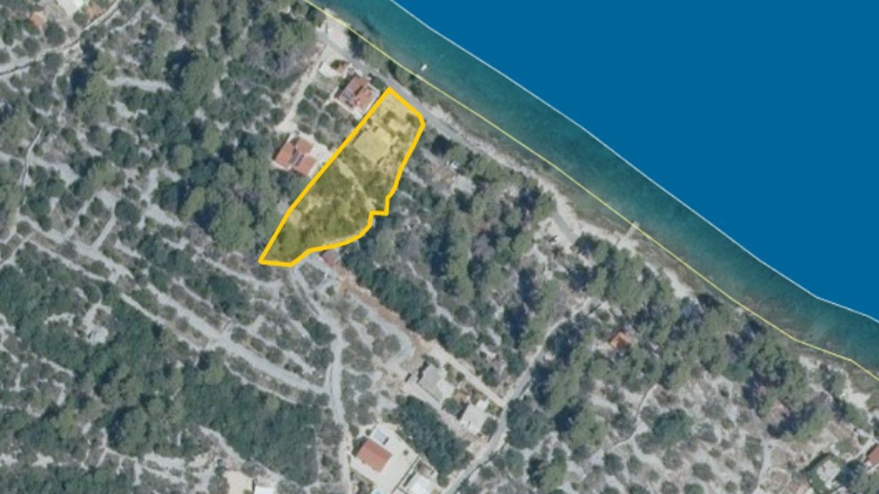 Земля в Южной Далмации, Хорватия, 2 068 м² - фото 1