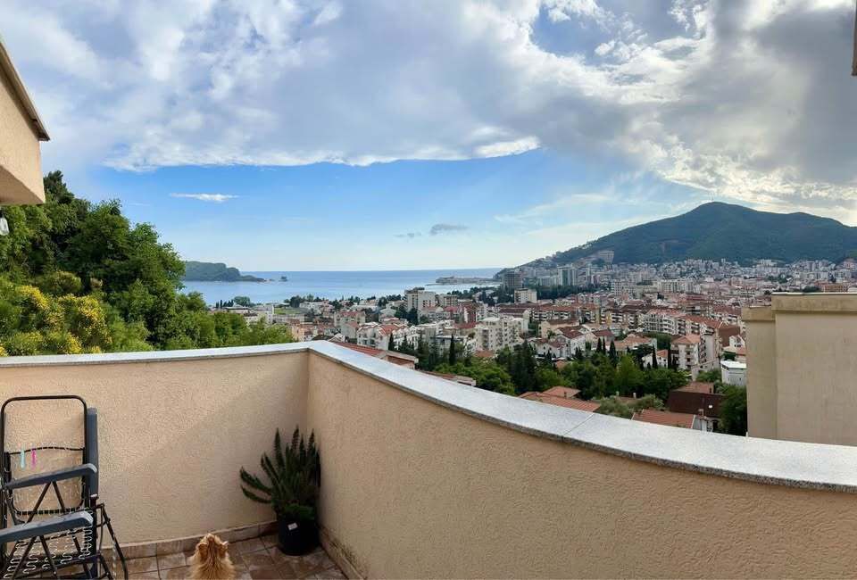 Квартира в Будве, Черногория, 45 м² - фото 1