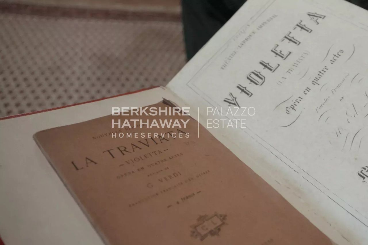 Вилла в Новаре, Италия, 603 м² - фото 5