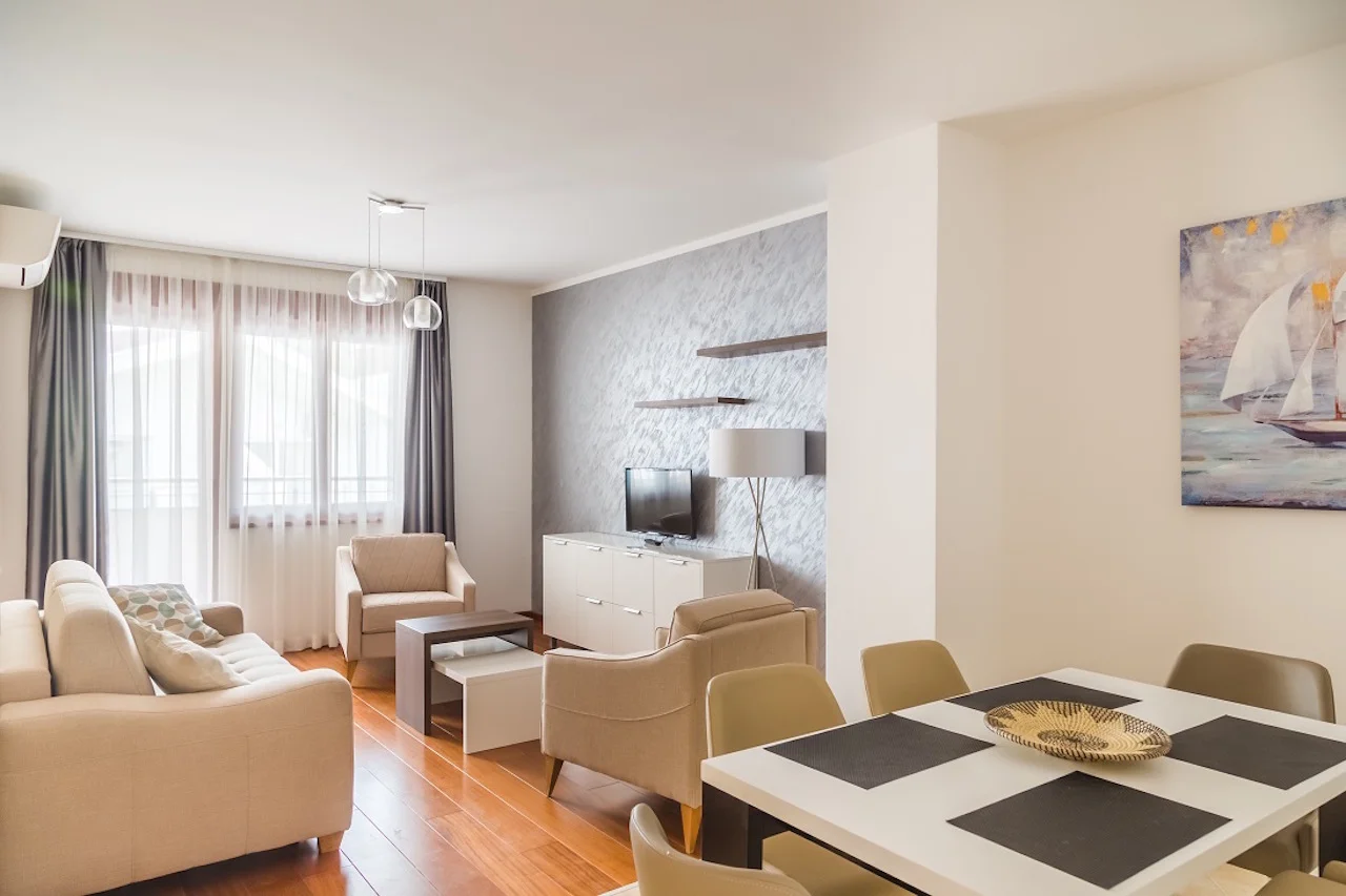 Квартира в Бечичи, Черногория, 89 м² - фото 1