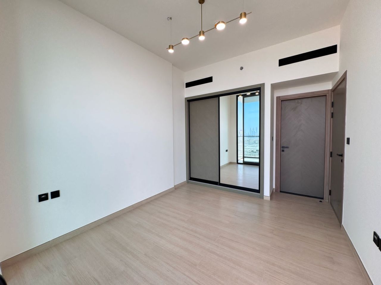 Квартира в Дубае, ОАЭ, 61.38 м² - фото 7