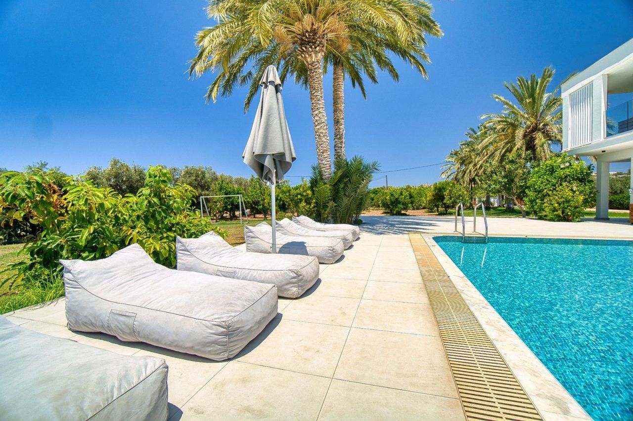 Вилла в Пафосе, Кипр, 210 м² - фото 10