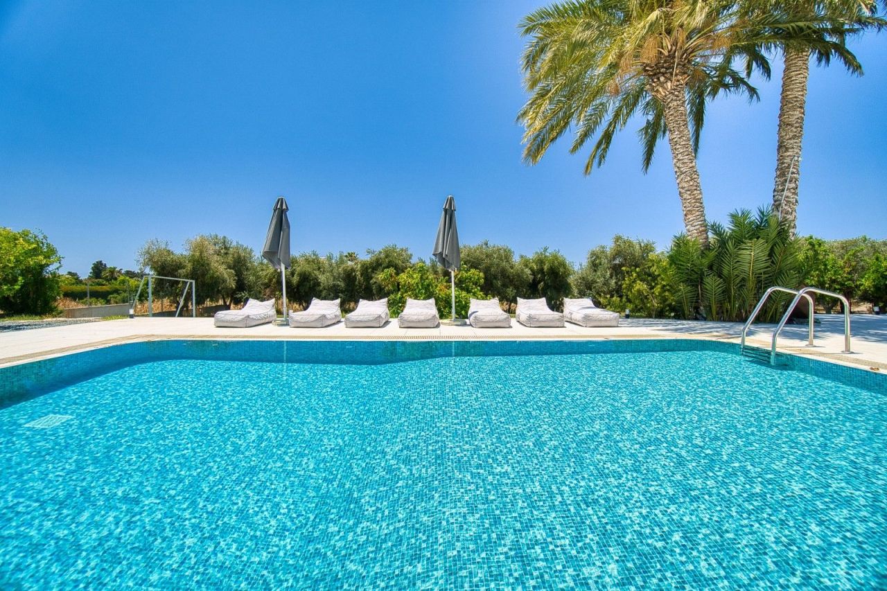 Вилла в Пафосе, Кипр, 210 м² - фото 15