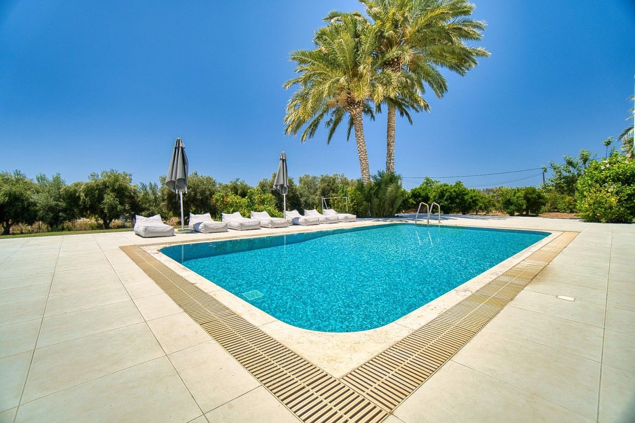 Вилла в Пафосе, Кипр, 210 м² - фото 17