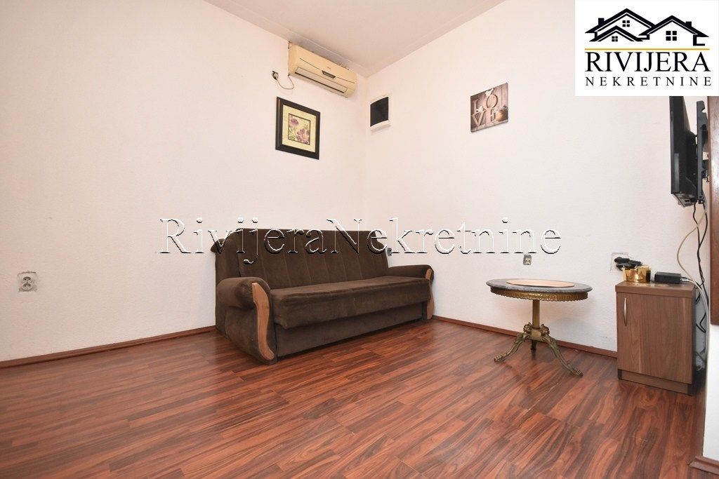 Квартира в Херцег-Нови, Черногория, 32 м² - фото 3